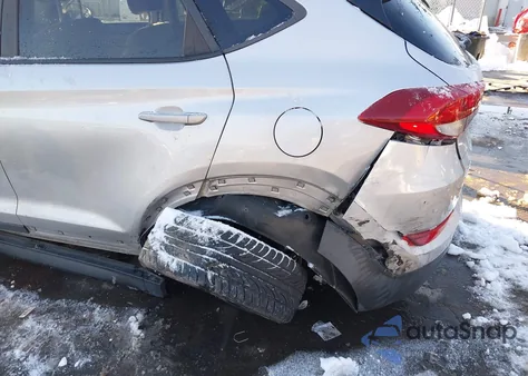 2016 Hyundai Tucson Sport z USA, uszkodzony, nr VIN KM8J3CA26GU094266